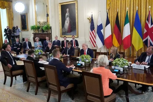 "Де він?": Трамп не зміг знайти президента Фінляндії на брифінгу
