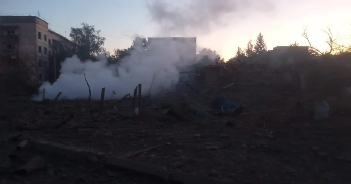 Під завалами будинку на Харківщині можуть перебувати люди
