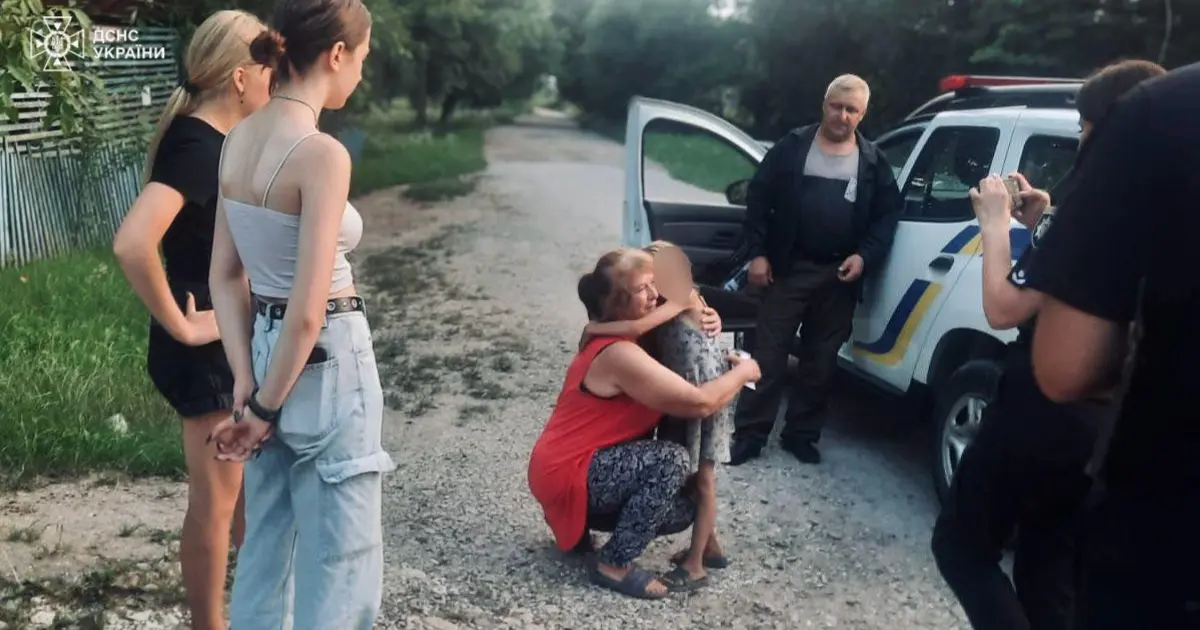 На Вінниччині розшукали 7-річну дівчинку, яка загубилась у лісі під час збирання грибів