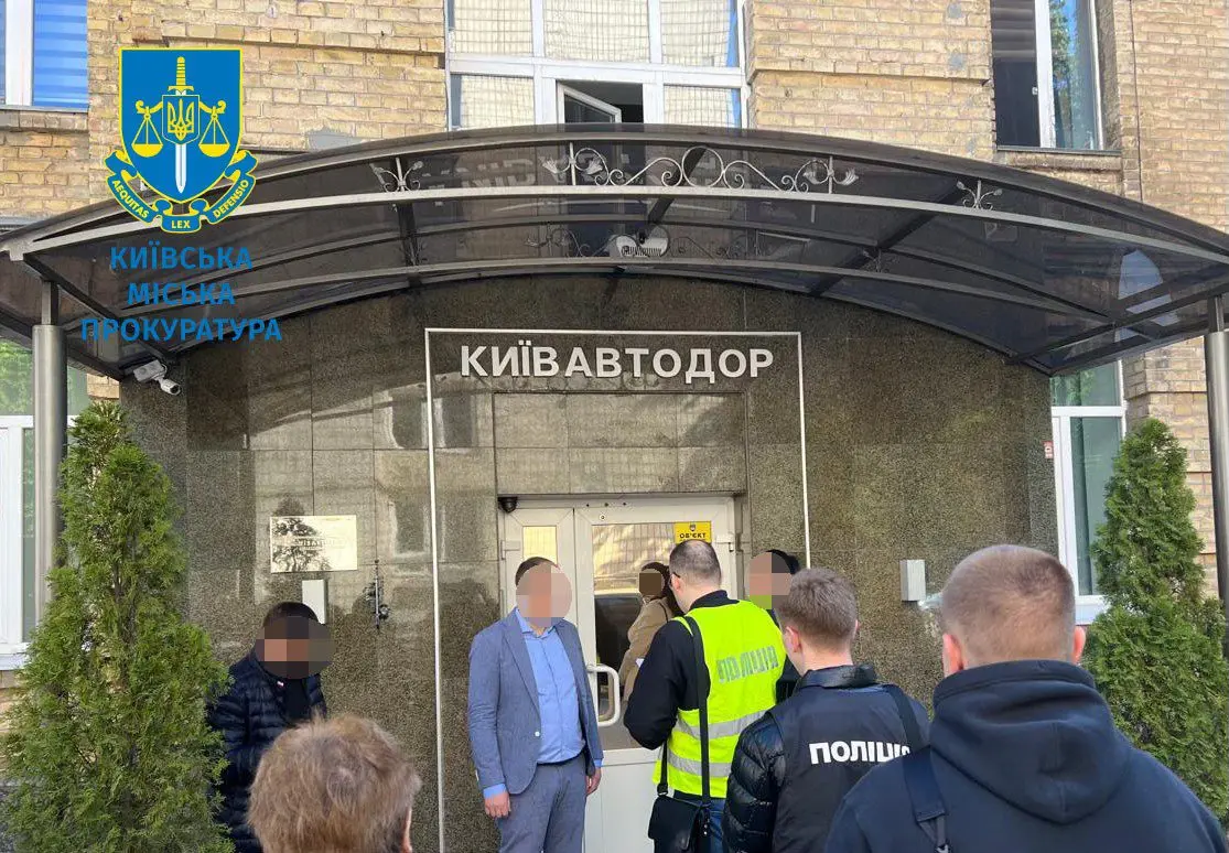 Прокуратура твердить, що гендиректор “Київавтодору” за пару років розікрав мільйони “на дорогах”