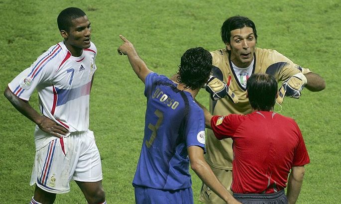 Джанлуиджи Буффон: Я был вместо ассистента VAR в финале ЧМ-2006