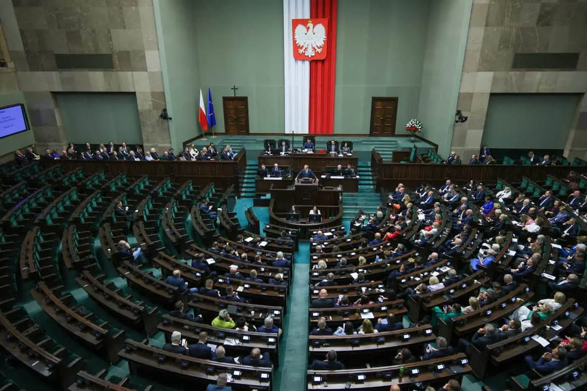 Партнери Туска по коаліції більше не йтимуть на вибори одним блоком