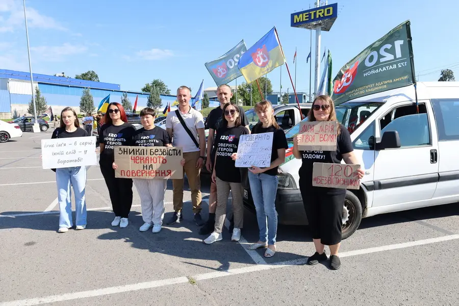 Військовий, який повернувся з полону, у Вінниці долучився до акції на підтримку військовополонених та зниклих безвісти