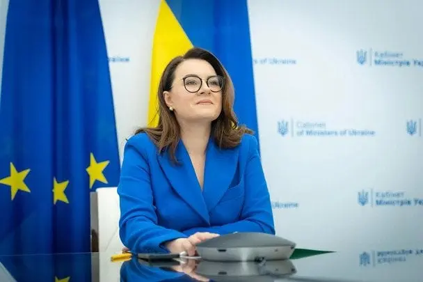 Свириденко зізналася, чи виїхав її рідний брат з України
