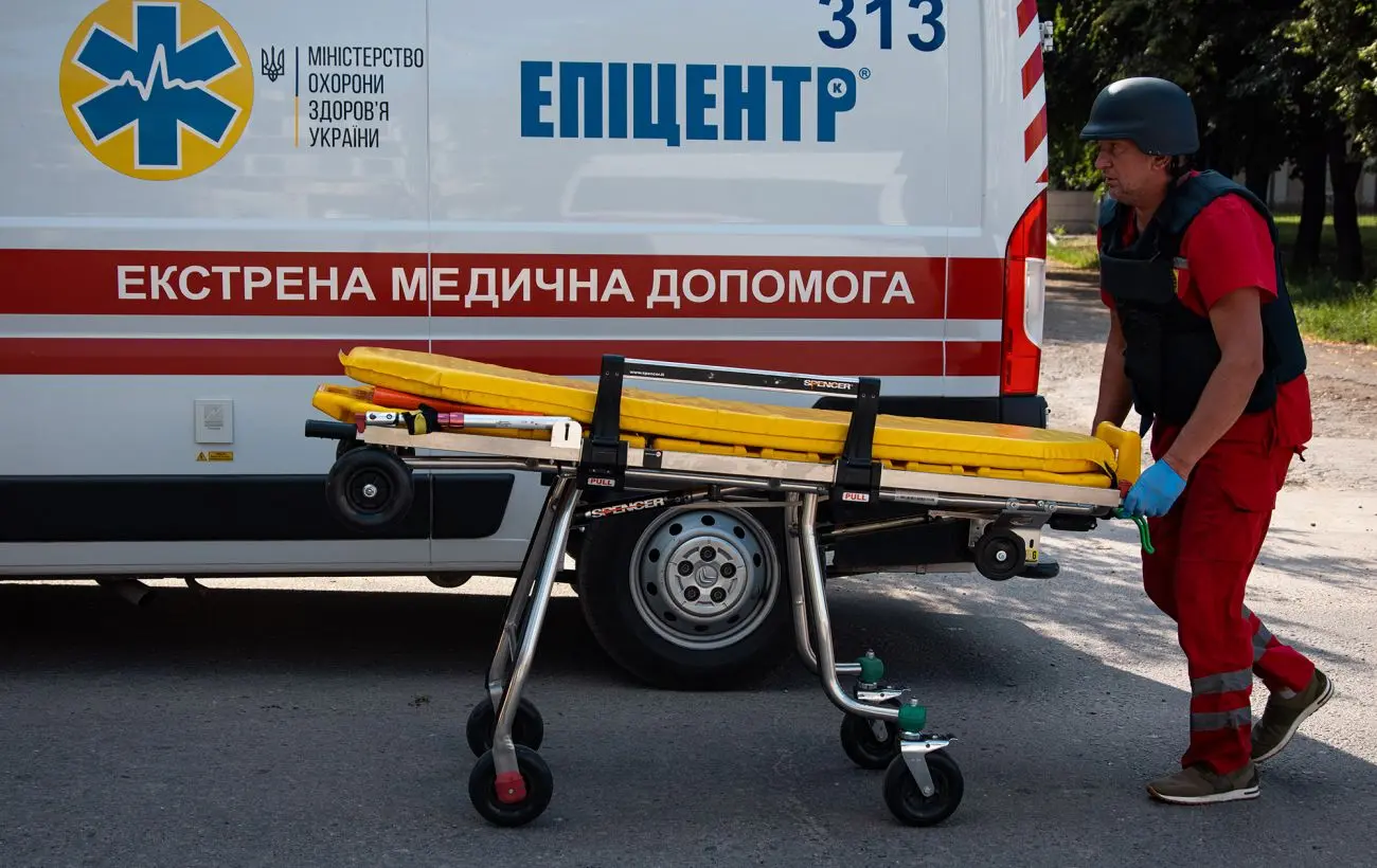 Серед поранених дитина та поліцейські: РФ завдала комбінованого удару по Херсонській області