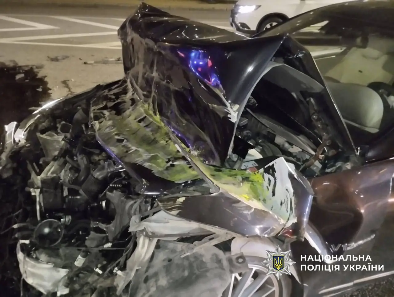 У Києві п’яний водій Mercedes врізався у маршрутку