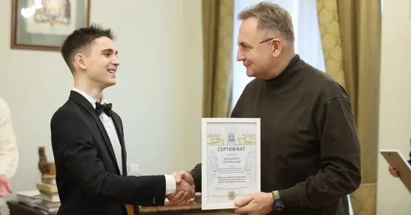 Школяр зі Львова посів друге місце на міжнародній олімпіаді з фізики в Парижі