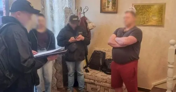 Експосадовців Мінрегіону викрили на корупційній схемі із землею під забудову в Києві