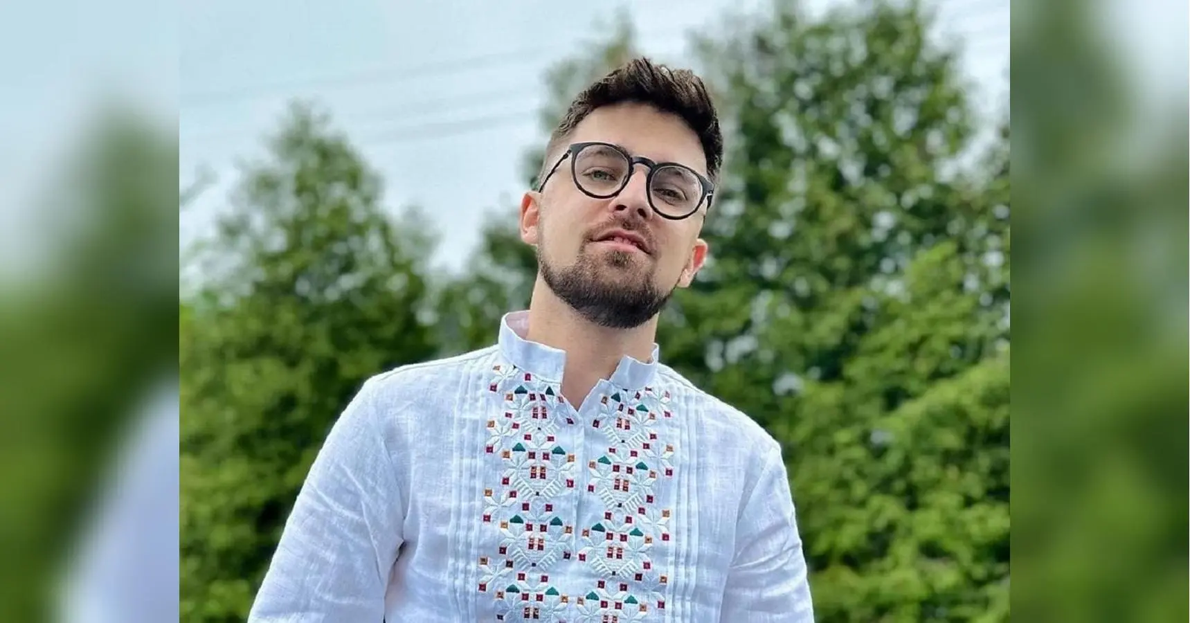 «Уперше в житті залишив автограф на футбольній бутсі»: співак Юлік зустрівся з українськими біженцями у Лондоні