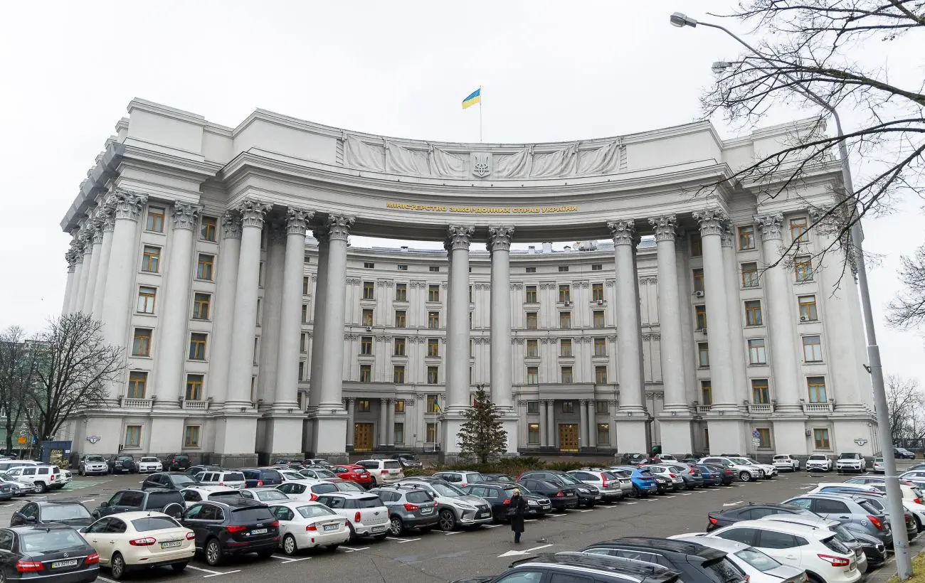 Москва знову хоче ділити Європу. МЗС нагадало світу уроки пакту Молотова-Ріббентропа