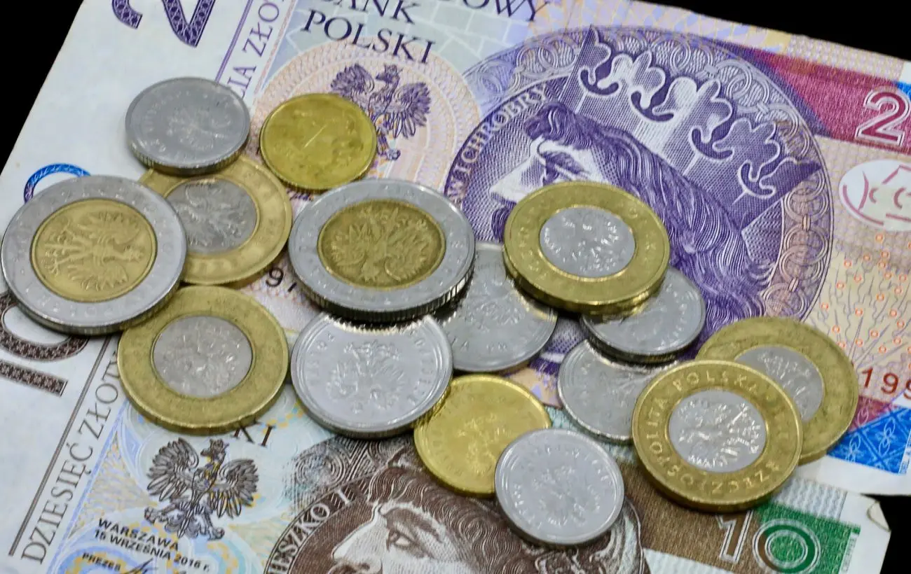 НБУ підвищив курс злотого до гривні після зниження три дні поспіль