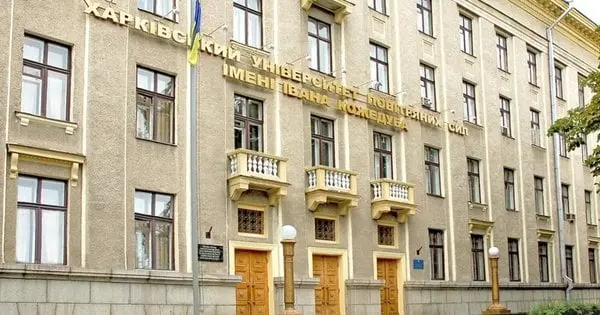 Курсанта зобов'язали повернути 132 тис. грн університету