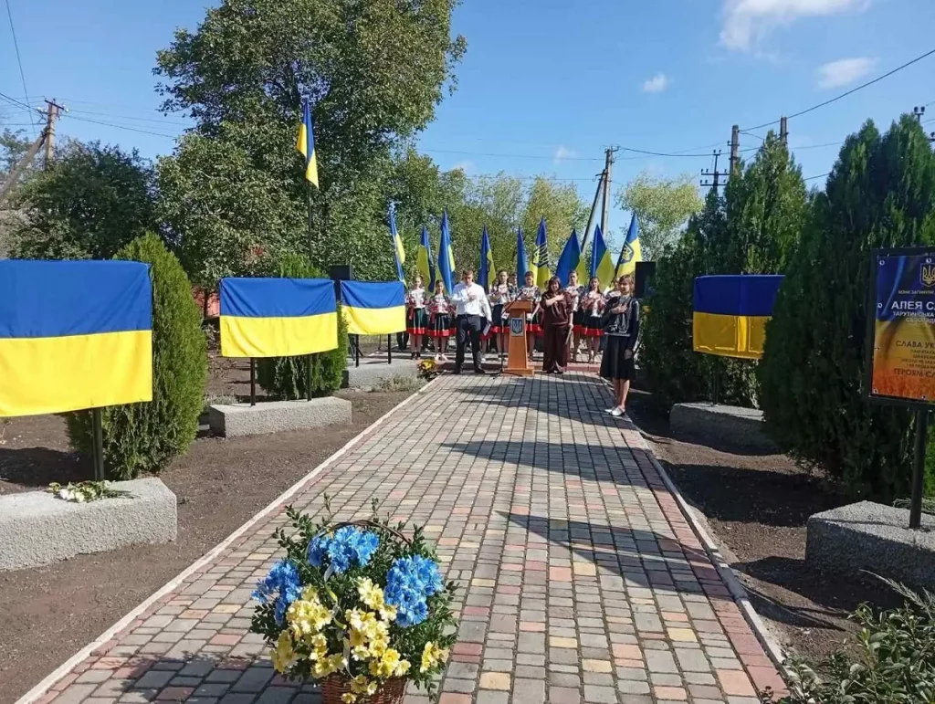 На Одещині з’явилася ще одна Алея Слави – на честь місцевих героїв (фото)