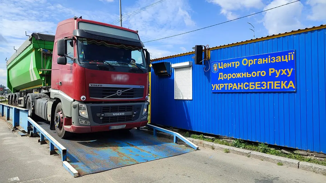 У столиці за тиждень перевірили понад 370 вантажівок з ознаками перевантаження