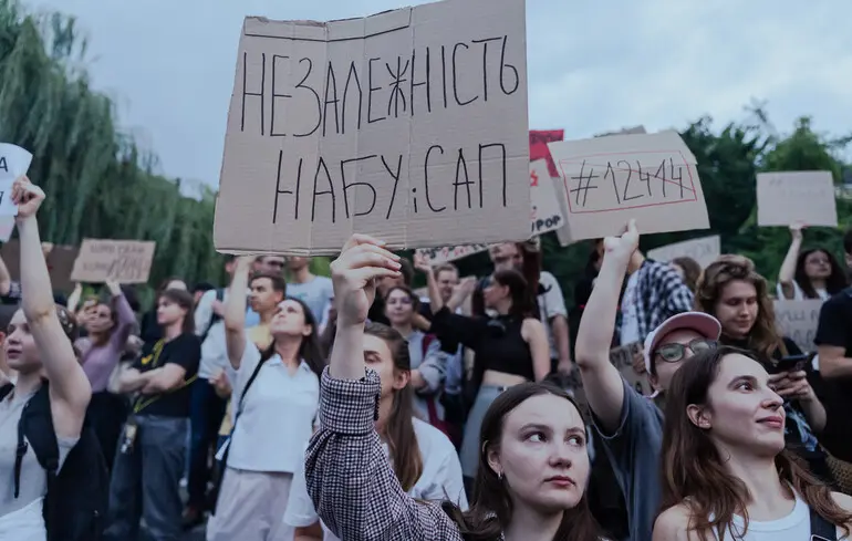 Росія хоче використати ситуацію з НАБУ та САП для підриву здатності України оборонятися — ГУР