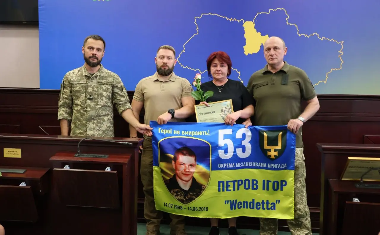 53 родини Захисників отримали сертифікати на житло: підтримка реалізована в громадах Київщини
