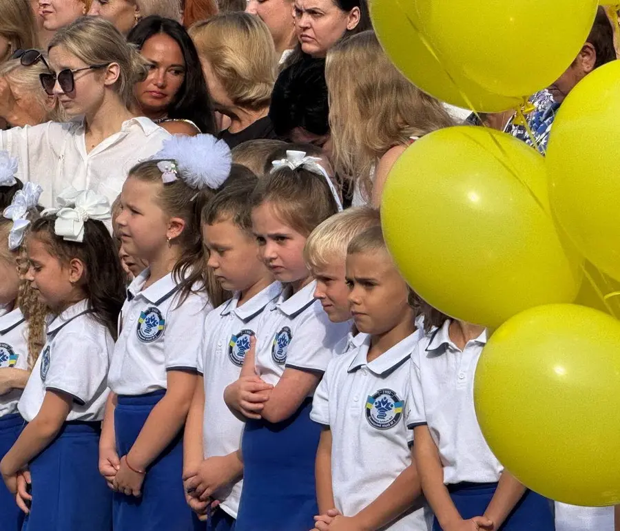 День знань у школах Вінниці: фоторепортаж