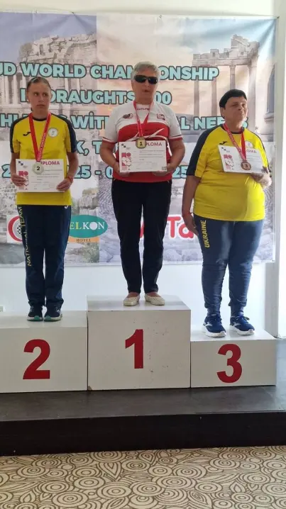 Спортсменка з Чернівців привезла з Туреччини чотири нагороди чемпіонату світу з шашок