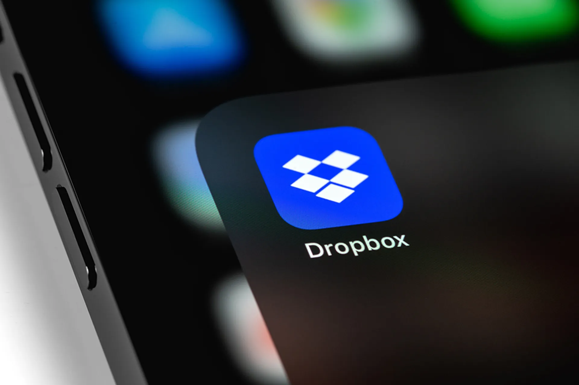 Dropbox припиняє збереження паролів: що потрібно знати користувачам до 28 жовтня