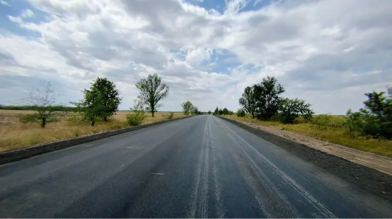 Агентство відновлення розповіло, скільки доріг відремонтувало від початку року