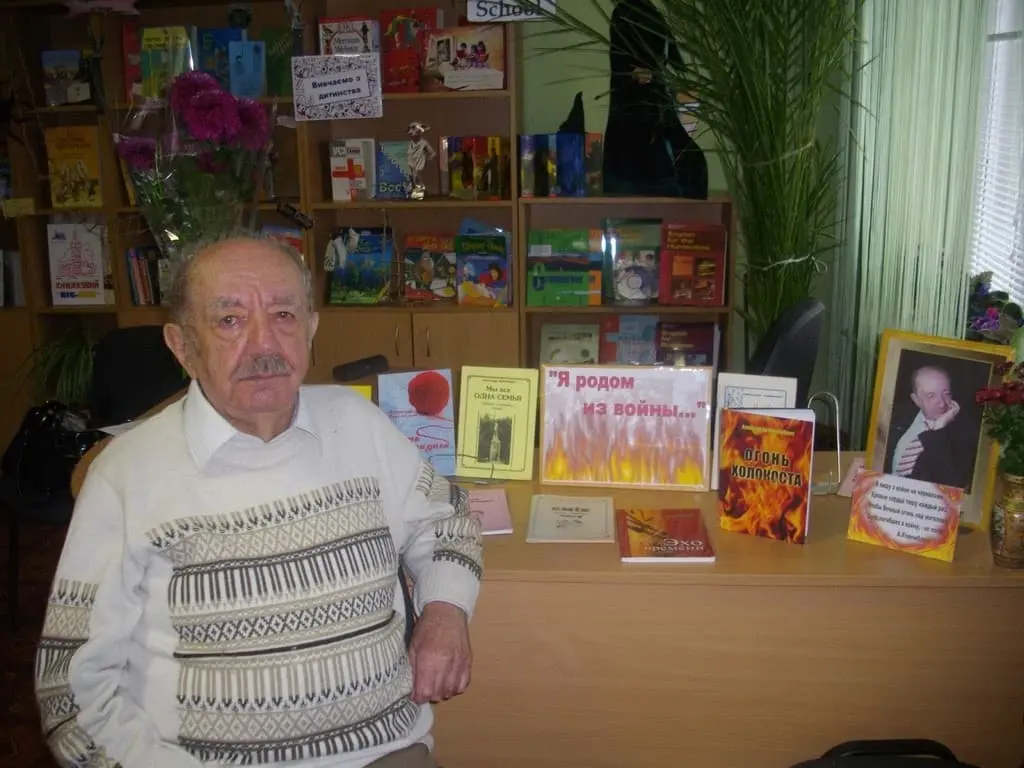 93-річний поет з Одещини здобув десяту перемогу на всеукраїнському конкурсі