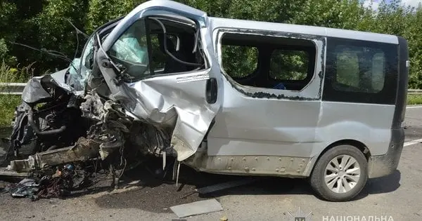 На Волині внаслідок зіткнення Mercedes та Opel загинули дві жінки