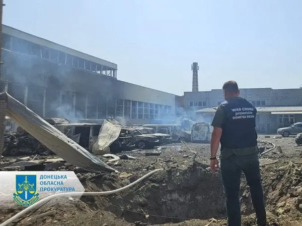 РФ вгатила з "Торнадо" по центріу Слов’янська: є загиблий та поранені (фото)