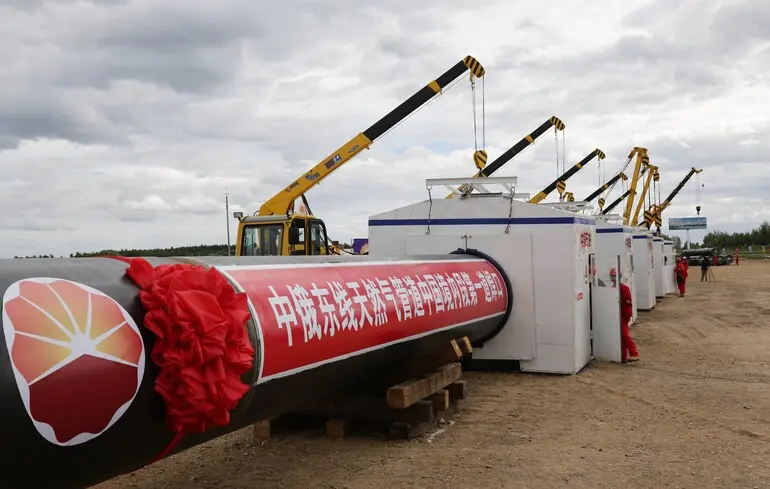 Китай хоче більше газу з Росії: "Сила Сибіру-2" буксує, роблять ставку на стару трубу — ЗМІ