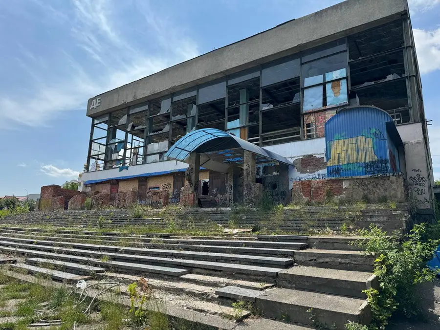 Розчищення і «консервація» «Росії» обійдеться Вінниці у мільйон