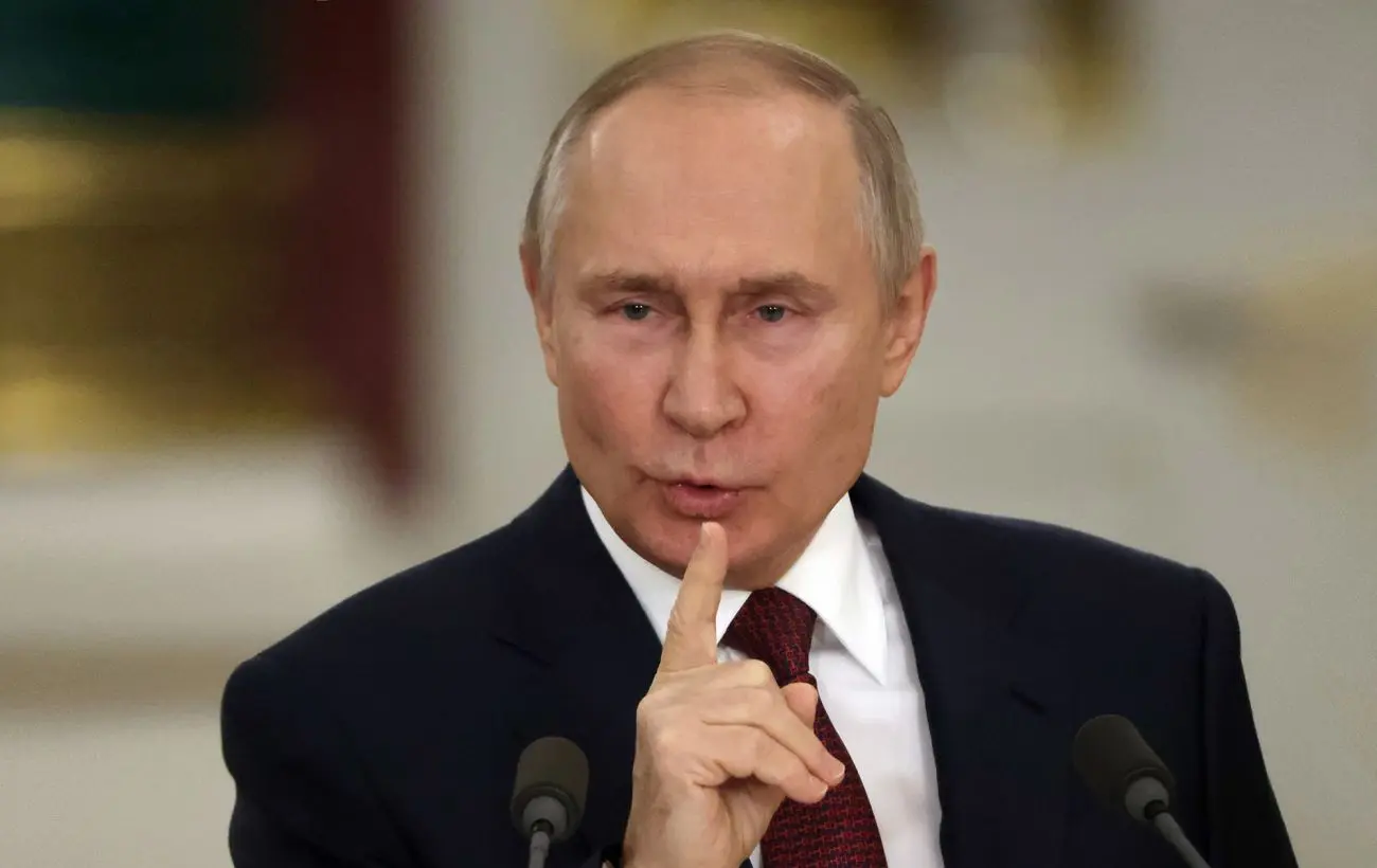 Влада РФ приховує правду про глибоку кризу в ключових галузях економіки, - розвідка