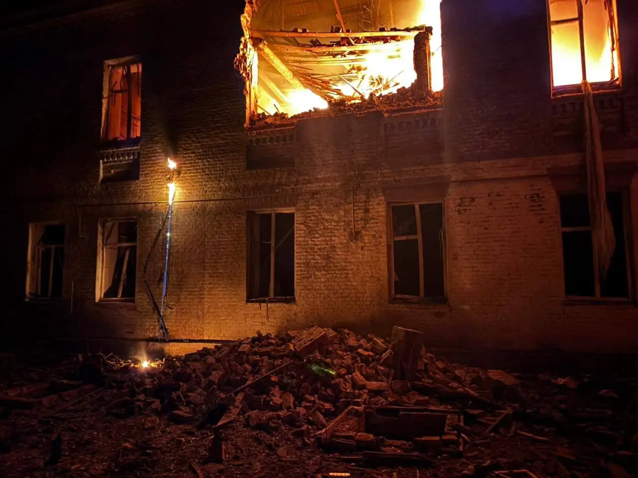 БпЛА вночі атакували Ізюм на Харківщині: постраждали дві жінки