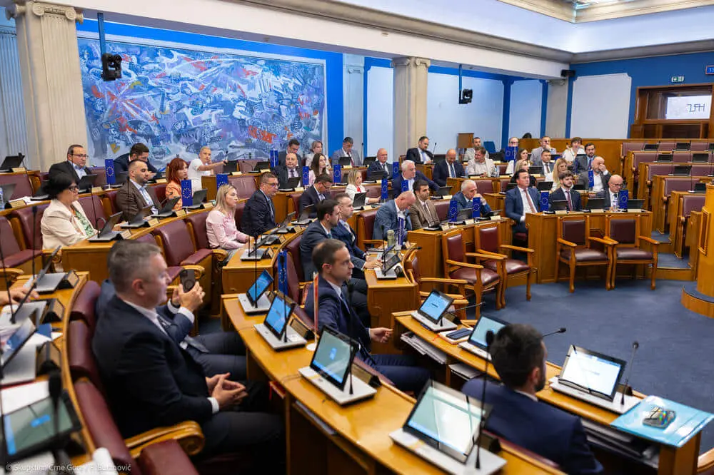 Чорногорія приєднається до місії ЄС з навчання українських військових