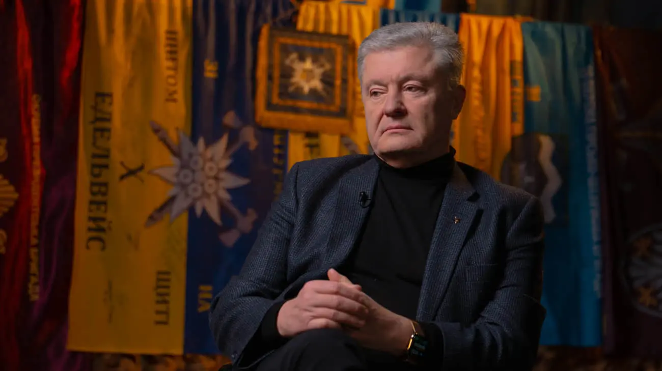 Порошенко: Обшуки у Шабуніна – наступ на антикорупційні структури, щоб прикрити заробітки на війні