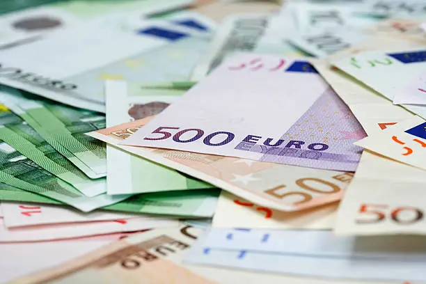 ЄС запропонує купити у США зброю для України за 6,6 млрд євро з фонду, який блокує Угорщина