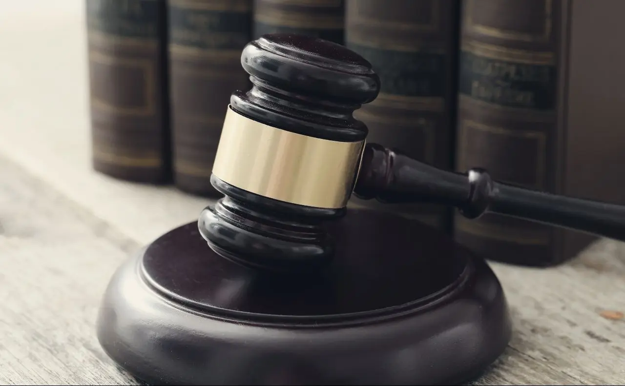 Чоловік закопав тіло співмешканки у лісі: заплутану справу вирішив суд