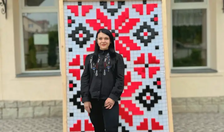 У місті Герца дружина захисника за грантові кошти відкриє спортивний клуб