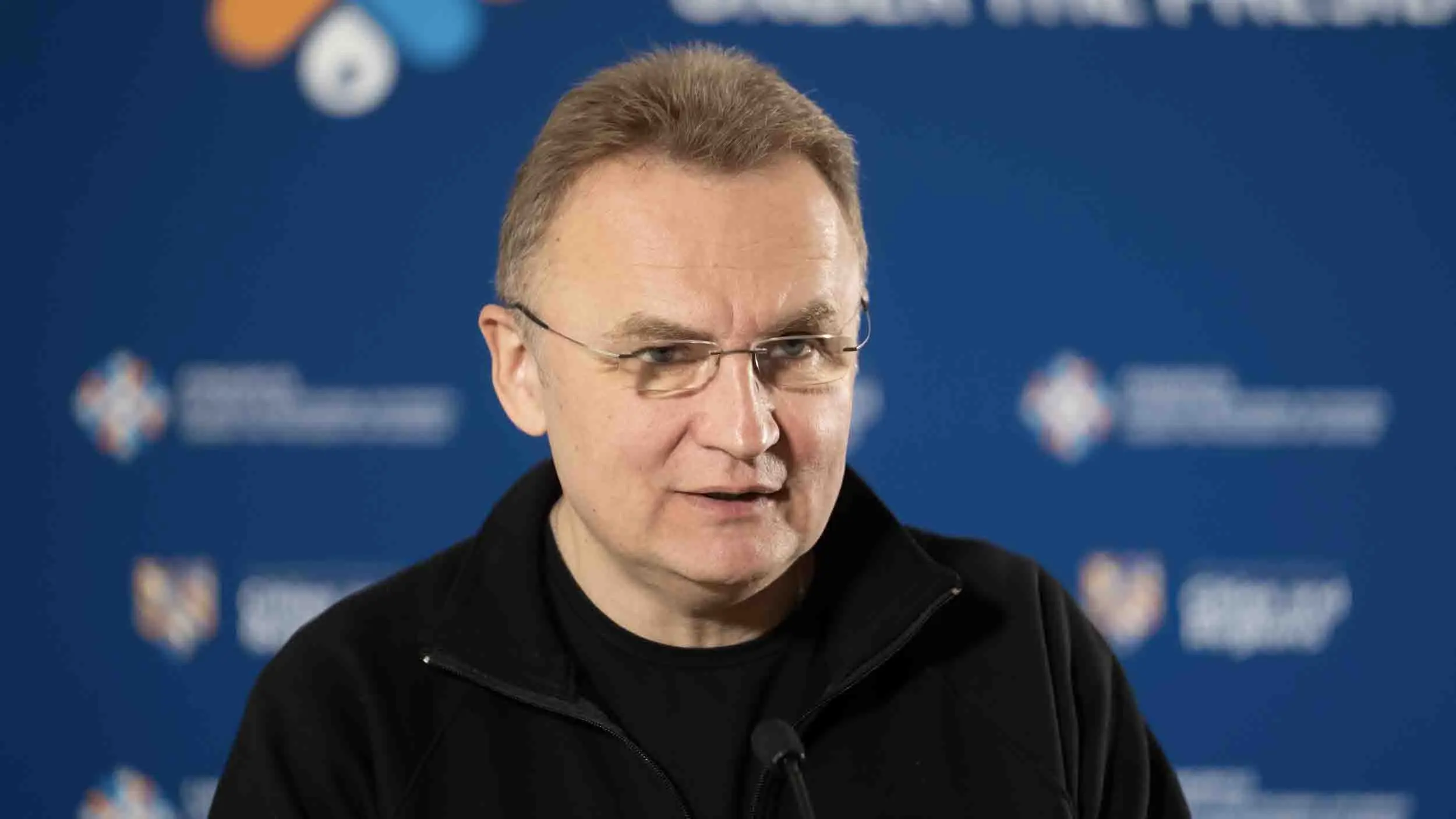 Садовой заявил о "прослушке" в своем кабинете – видео