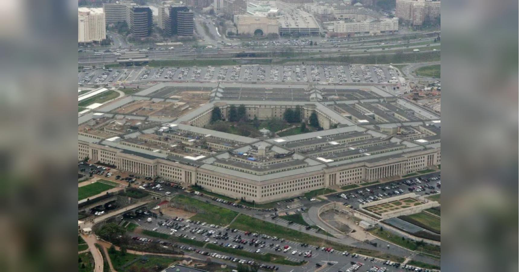 Трамп хоче згорнути український відділ в Пентагоні: що сталось