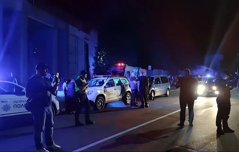 У поліції прокоментували нічний конфлікт між цивільними і ТЦК у Вінниці