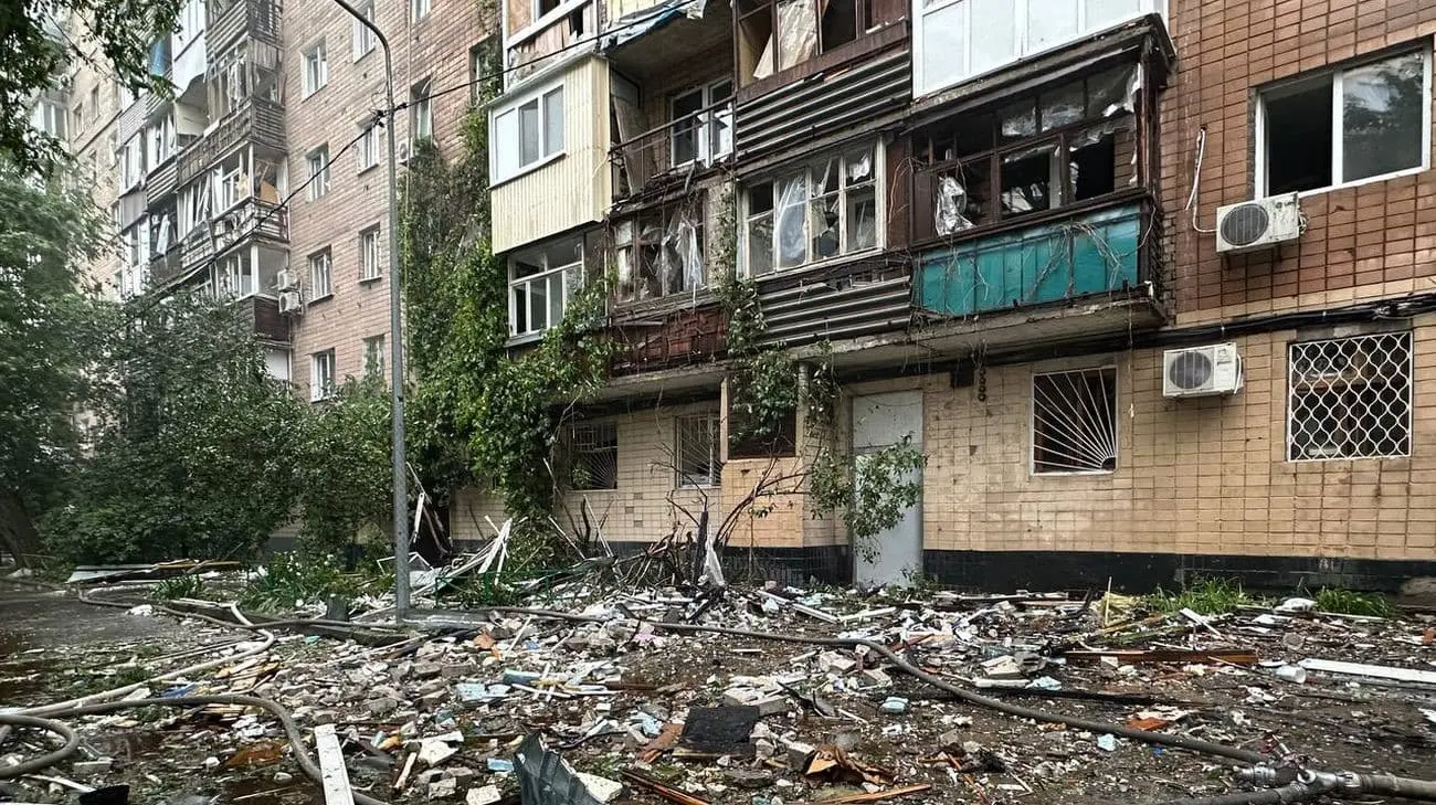 РФ вдарила авіабомбами по центру Харкова: одна людина загинула, 5 поранені 