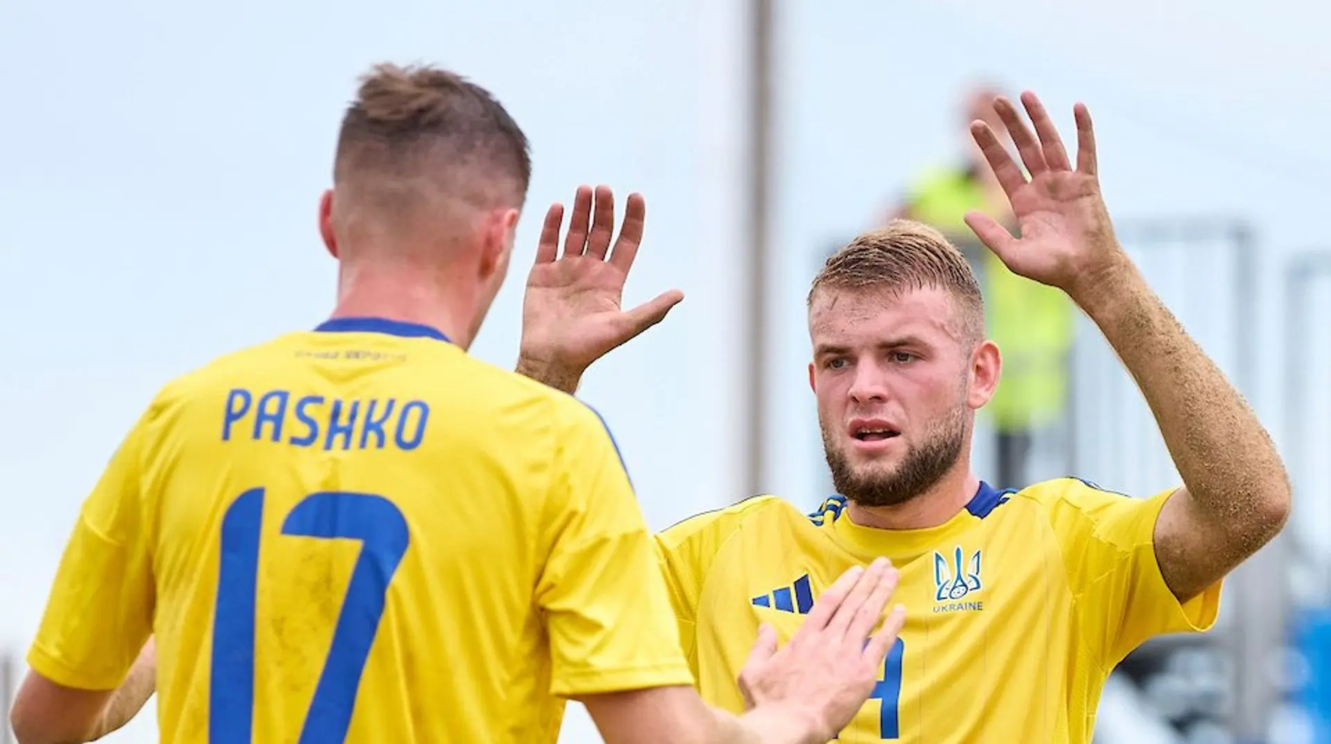 Збірна Іспанії допомогла Україні отримати путівку в півфінал Євроліги пляжного футболу