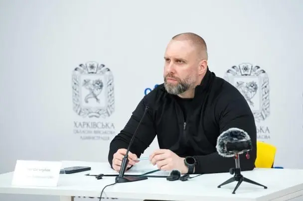 Обстріл Харкова 7 червня: рятувальники деблокують тіла жінок з-під завалів