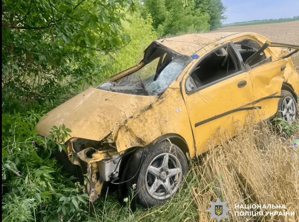 Поліцейські Київщини розслідують обставини смертельного ДТП у Сквирській громаді (фото)