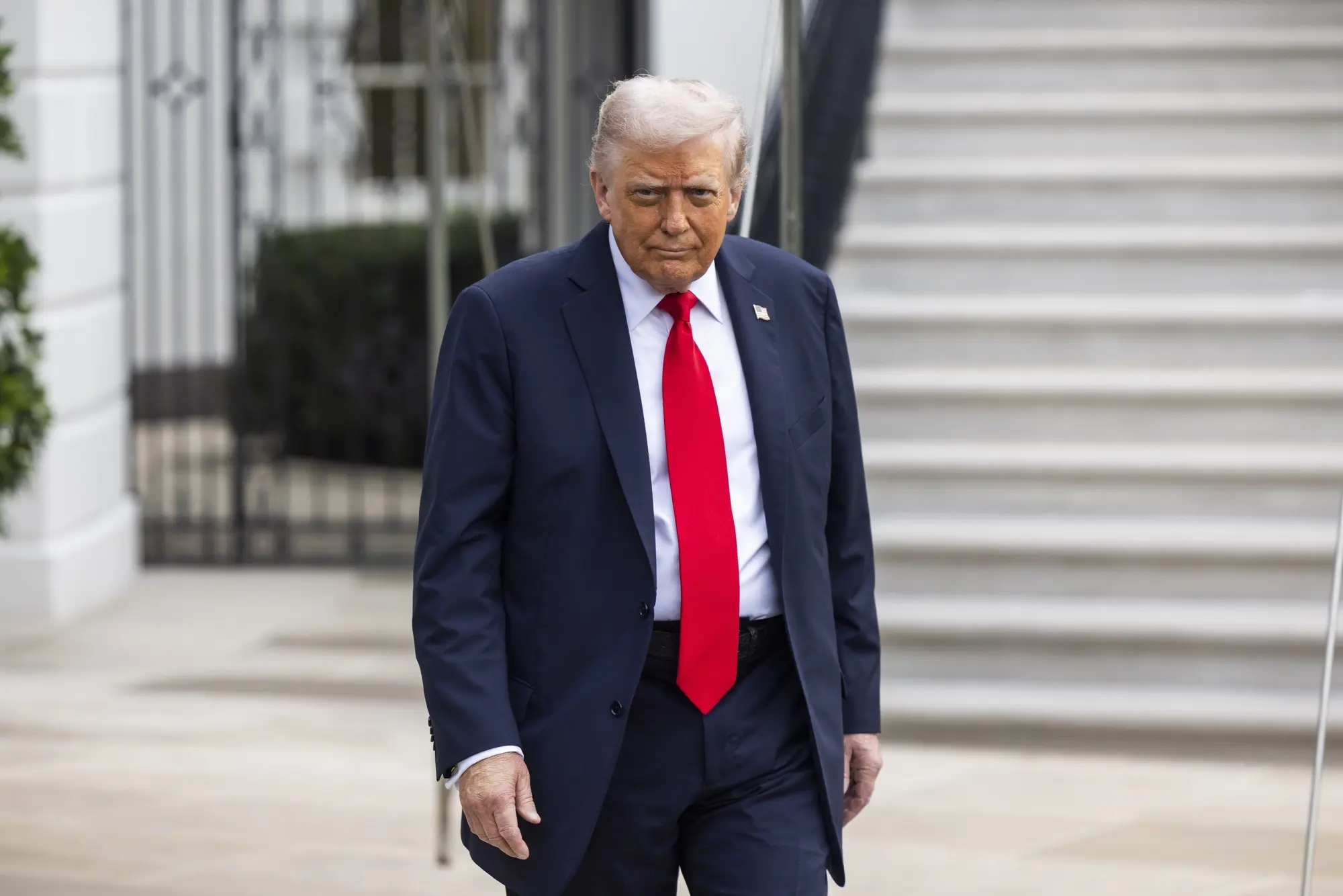 WSJ: Трамп мог выдвинуть нереальные требования ЕС, чтобы избежать санкций против России