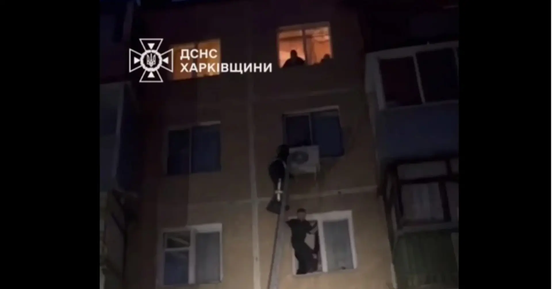 Дивовижне врятування: дівчинка вижила після падіння з 5 поверху!