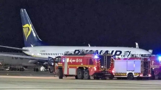 Пасажири вистрибували з салону: на Майорці загорівся літак Ryanair, є постраждалі