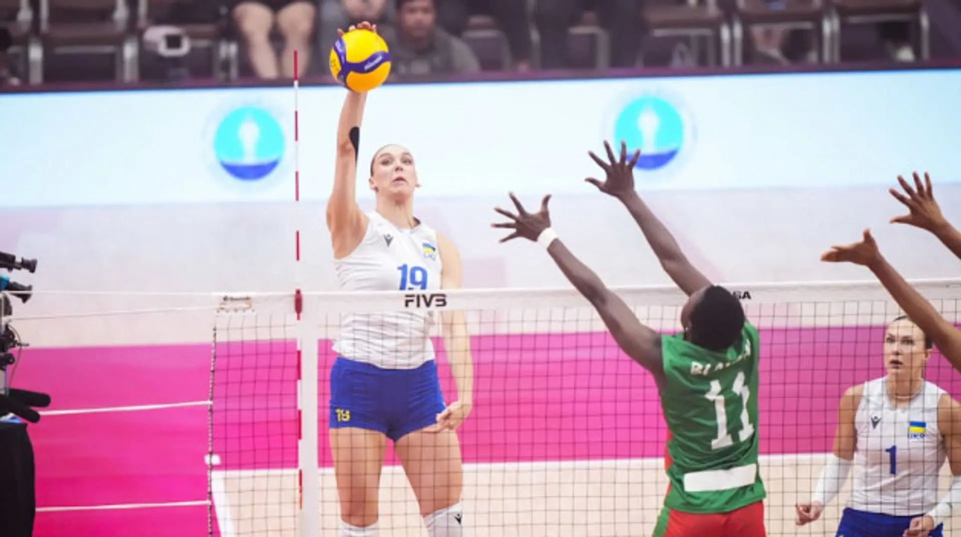 Перша перемога за 31 рік: Україна здолала Камерун на жіночому чемпіонаті світу з волейболу