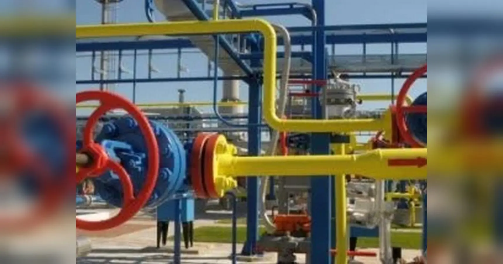 Газ по 23 гривні за кубометр: хто платить, чи торкнеться це всіх і чому в США дешевше у 4 рази?