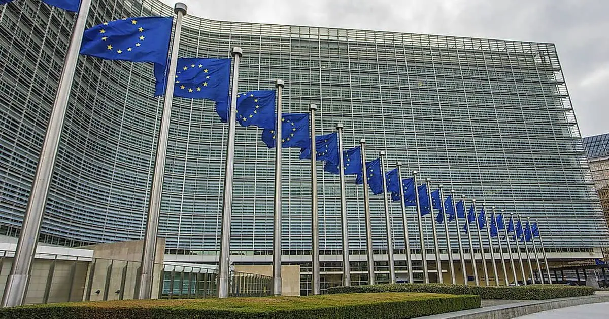Які виклики постали перед членами ЄС після рішення НАТО про збільшення оборонних витрат