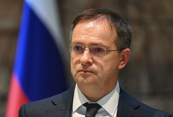 Помічник Путіна зробив заяви про обмін полоненими і передавання тіл